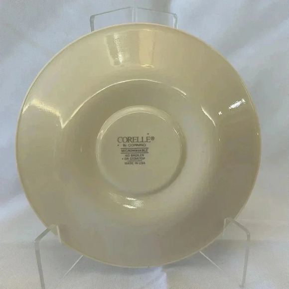 Vintage Corelle MIRAGE Pattern Saucer Plates Set of 18 - Picture 3 of 4